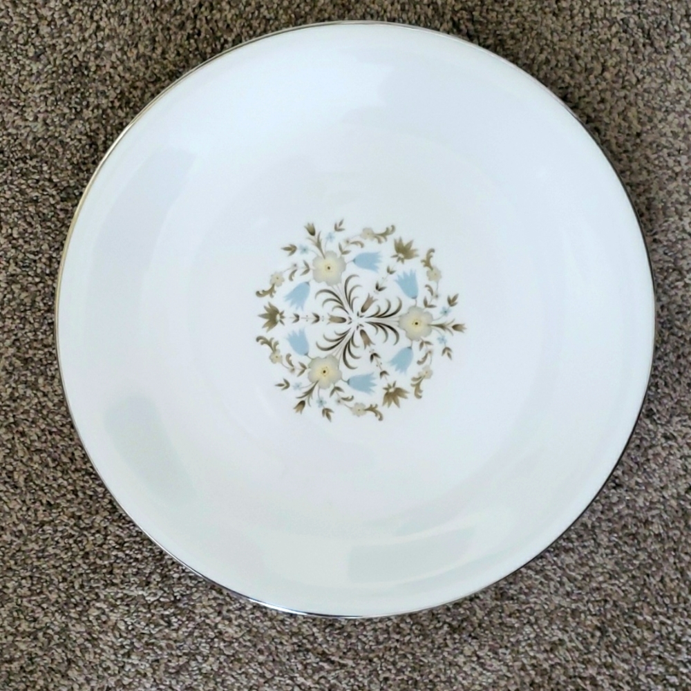 Crown Jewel Americana Bavaria Germany Round Serving Tray